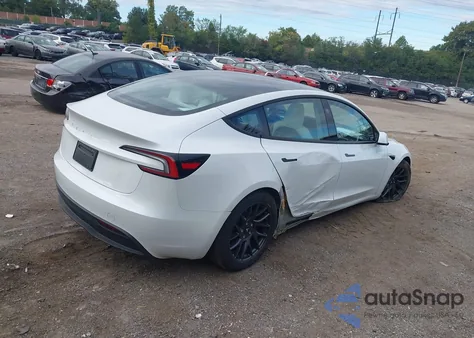 2025 Tesla Model 3 Long Range Rear-Wheel Drive z USA, uszkodzony, nr VIN 5YJ3E1EA4SF026451